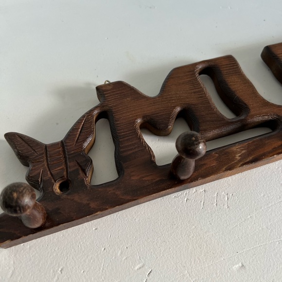 1970’s Vintage Mug Holder - Picture 2 of 7